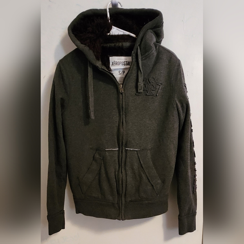 VINTAGE Aeropostale faux fur-lined full-zip hoodie, Associated with "Y2K" Sm